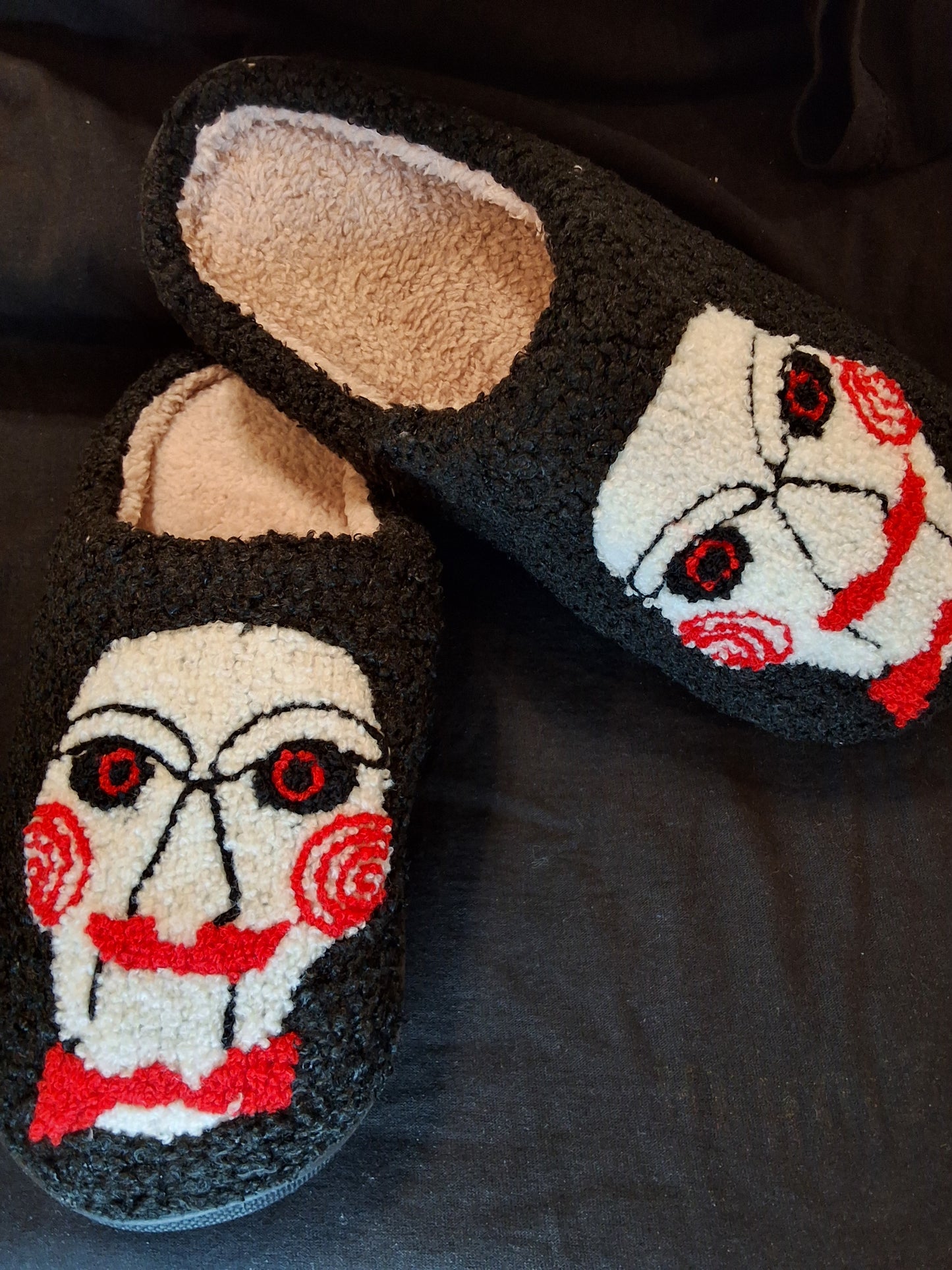 Killer Slippers, SAW