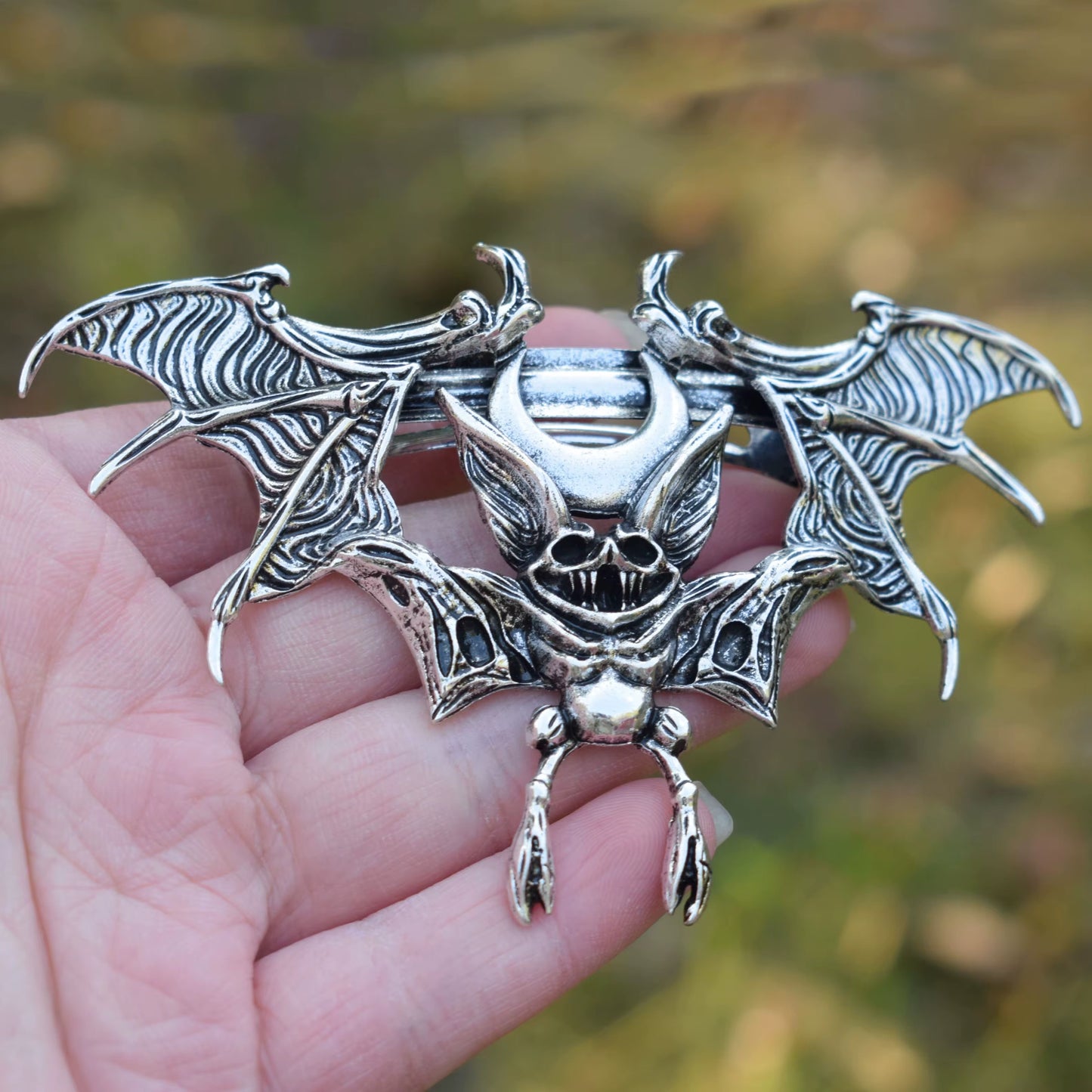 Hell Bat Claw