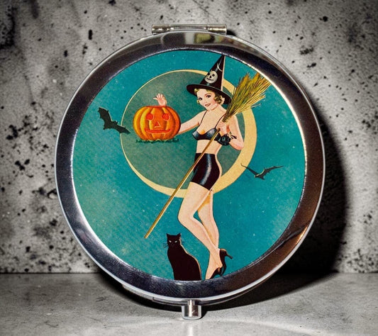 Deadly Reflections Compact Collection